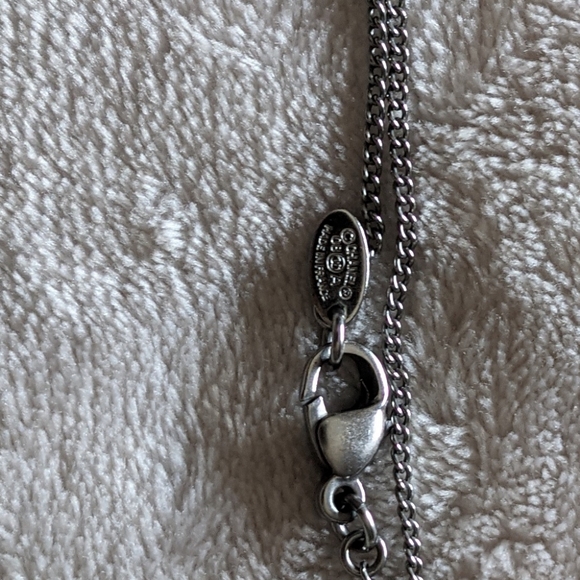 ✨ CHANEL✨ Necklace - Picture 6 of 7
